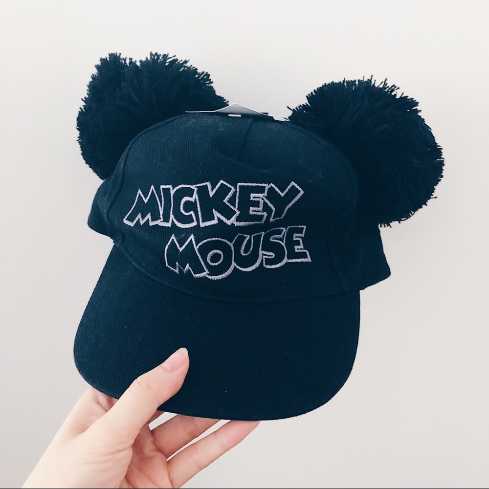 black mickey mouse pom pom hat tokyo disney sea